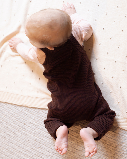 Kleines Set Pullover & Latzhose