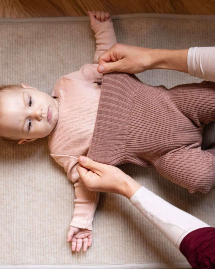 Kleines Set mit Bundhose, Leggins & Overall