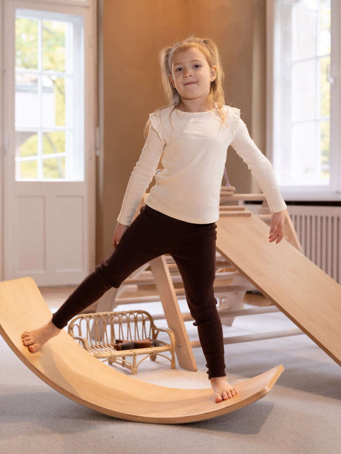 Kleines Set mit Bundhose, Leggins & Overall