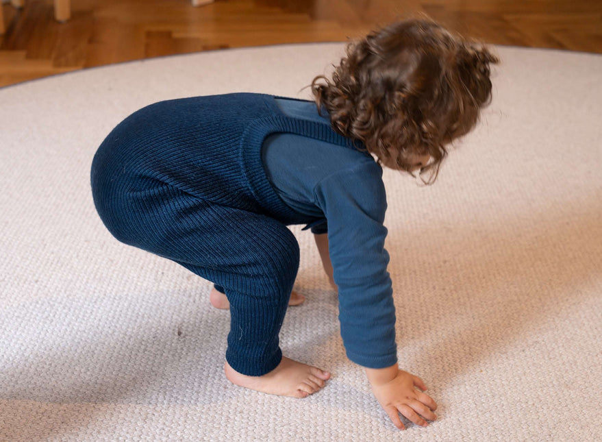 Kleines Set Wickeljacke & Latzhose