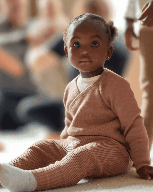 Kleines Set Wickeljacke & Latzhose