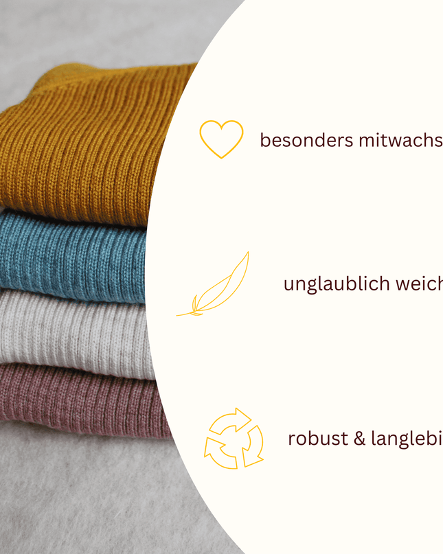 Kleines Set mit Bundhose, Leggins & Overall