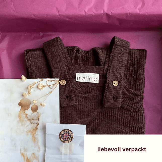 Kleines Set Overall und Bundhose