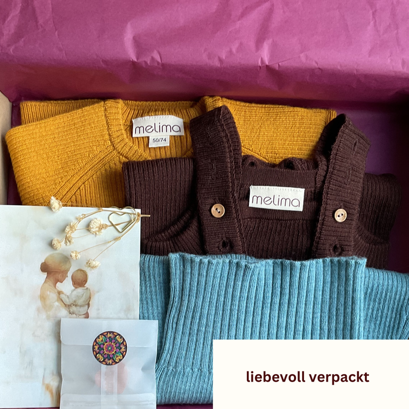 Set aus Overall, Bundhose und Wickeljacke